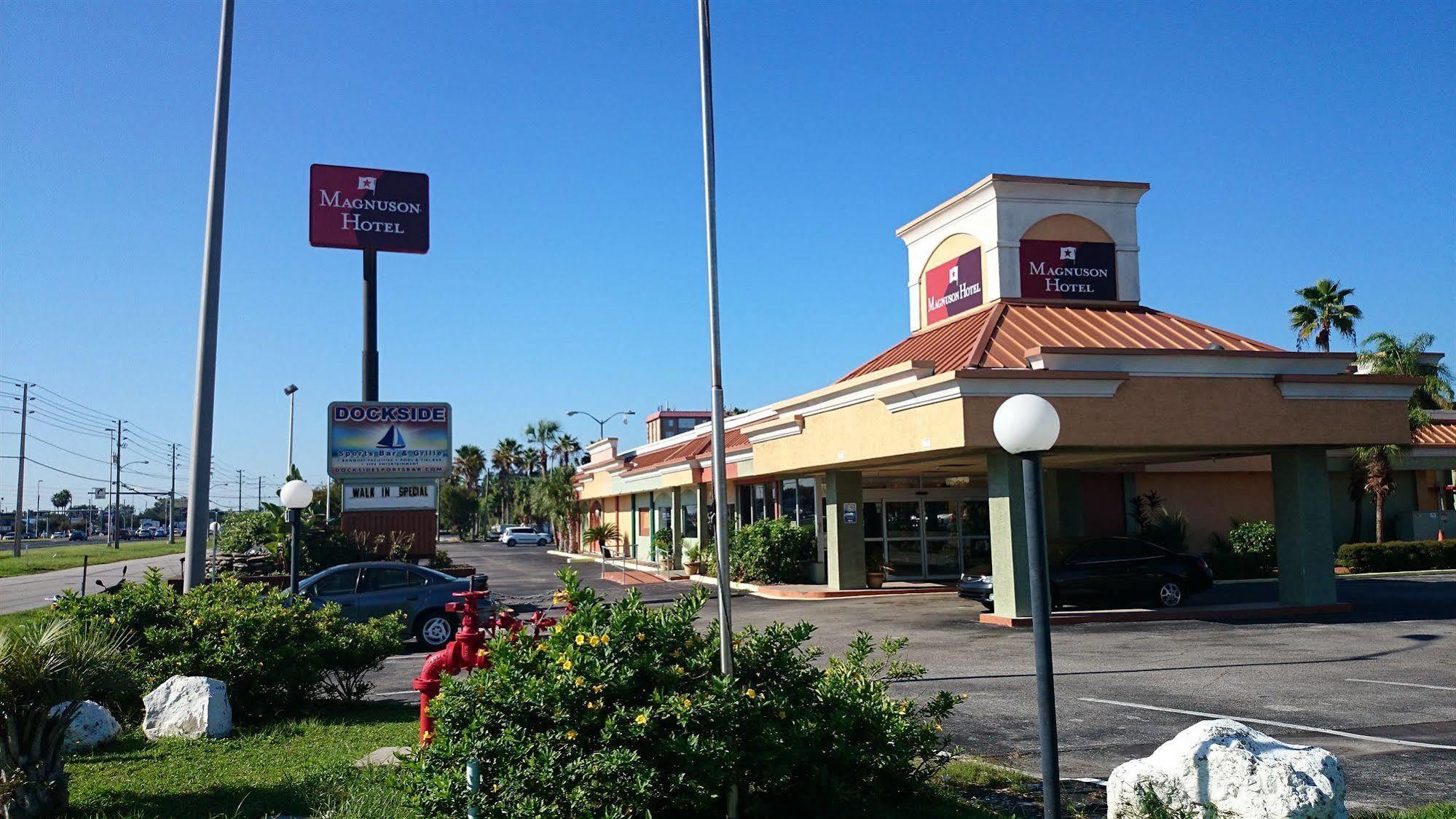 Magnuson Hotel & Marina New Port Richey Exterior photo